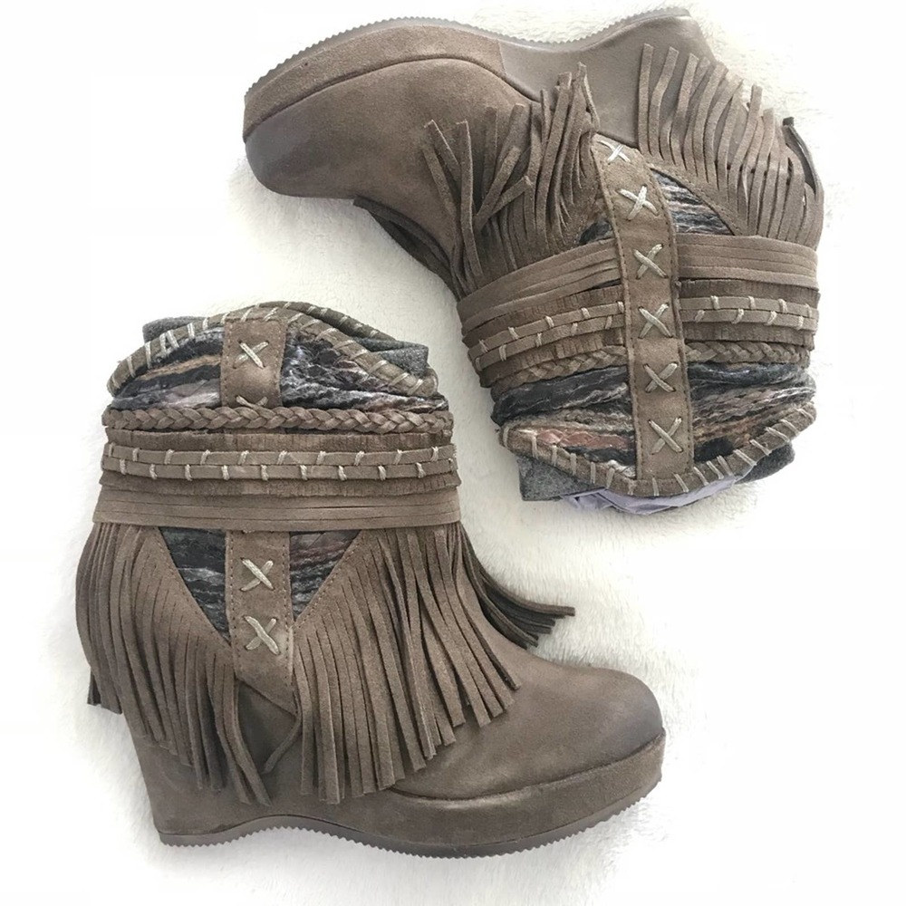 Naughty Monkey Boho Ankle Bootie Taupe - Picture 3 of 5